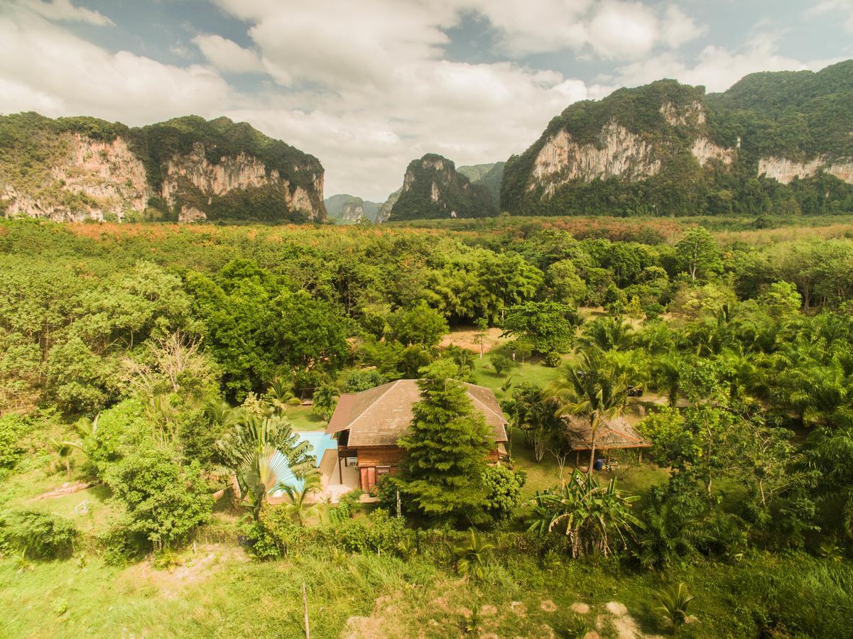 Villa Paraiso - 4 Bedroom Traditional Thai Pool Villa Баннонгтхале Экстерьер фото